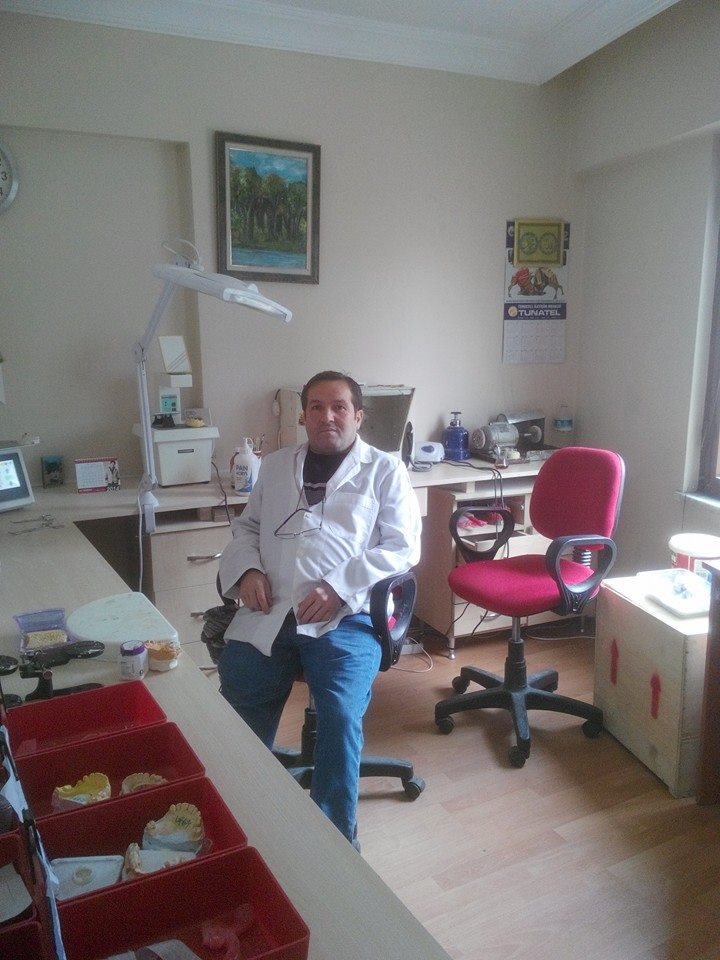 orhan cam - Silikozis hastalığına yakalanan diş teknisyeni: Doktor 200 TL daha fazla kazansın diye ölüyor teknisyenler!