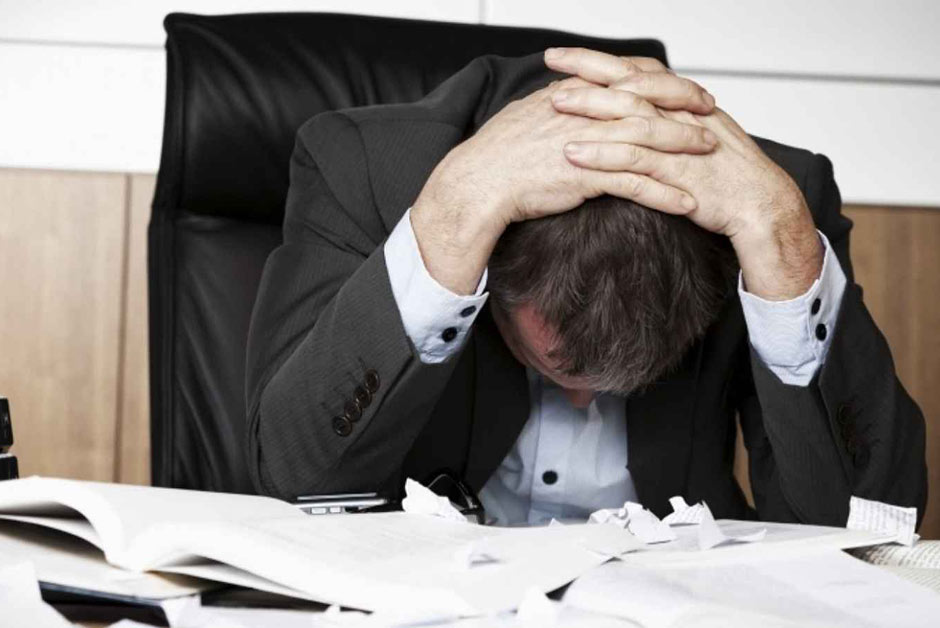 job burnout1 - Mesleki t&uuml;kenmişlik sendromu bir meslek hastalığı mı? Sebepleri ve belirtileri nelerdir?