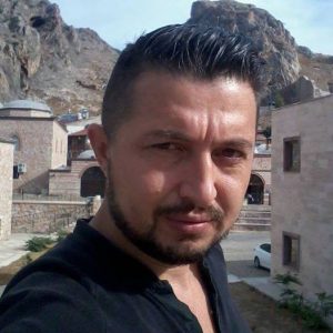 muharrem MH 300x300 - Kimyasallara maruz kalan iş&ccedil;i: Psikolojik ve fiziksel olarak sağlıklı bir hayat yaşayamıyorum