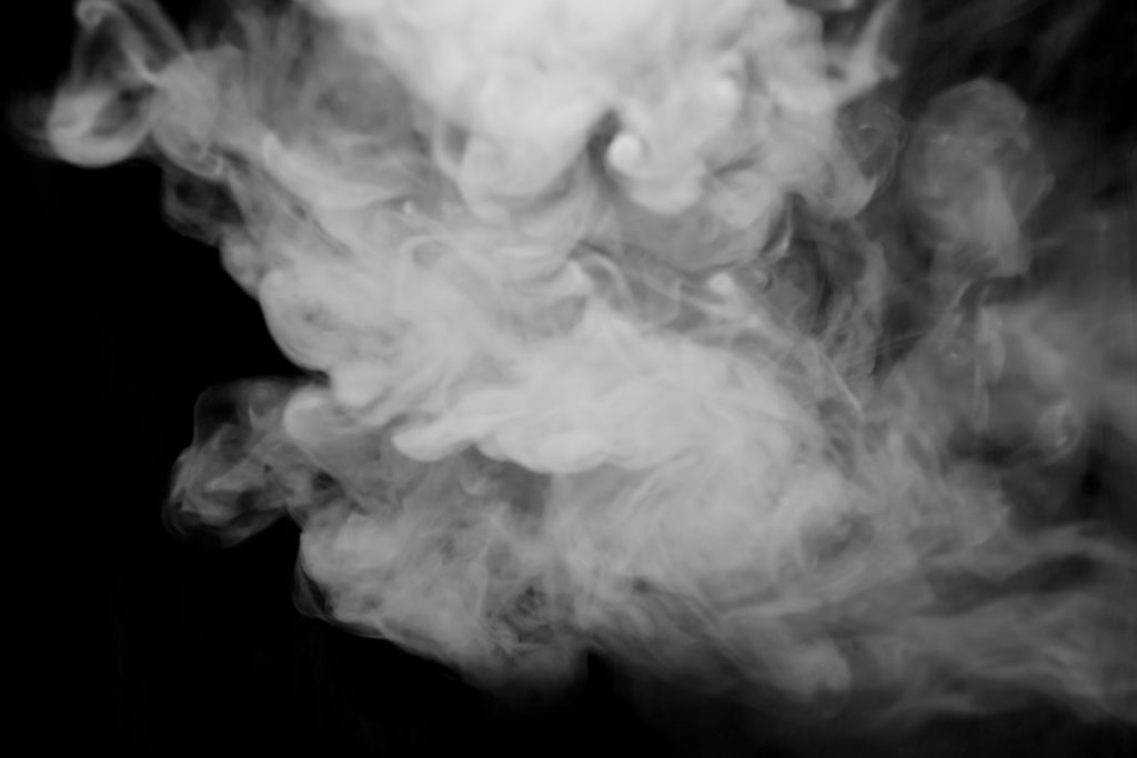 kimyasal duman 1024x683 - İş&ccedil;ilerin tehlikeli kimyasal maddelere maruz kalması k&uuml;resel bir sağlık krizidir*